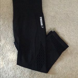 Gymshark black seamless crop leggings